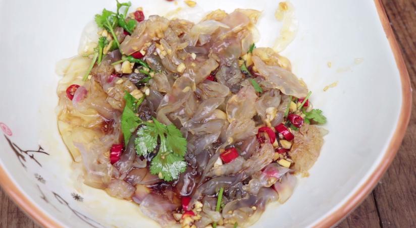 海蜇凉拌脆脆粘粘的是哪个部位,脆脆的海蜇怎么做才好吃