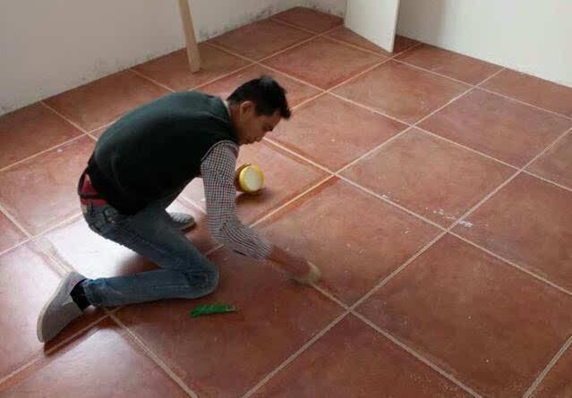 瓷砖美缝剂怎么样施工,做瓷砖美缝用什么美缝剂好