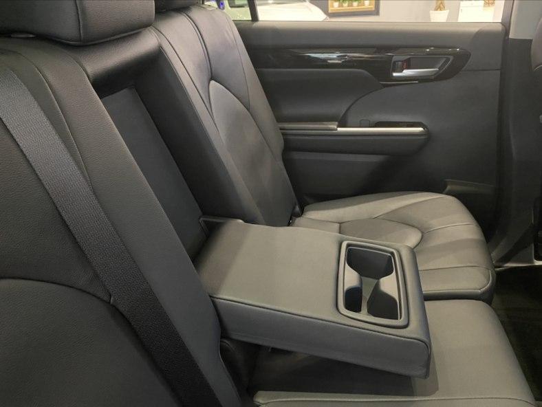 闲逛广丰4s店，体验全新汉兰达