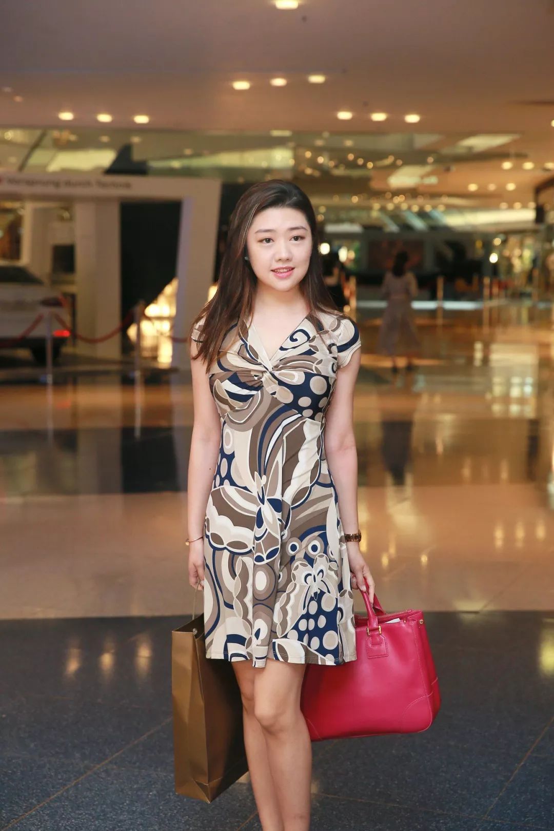 2020港姐十强亮相,港姐2019直击15位入围佳丽