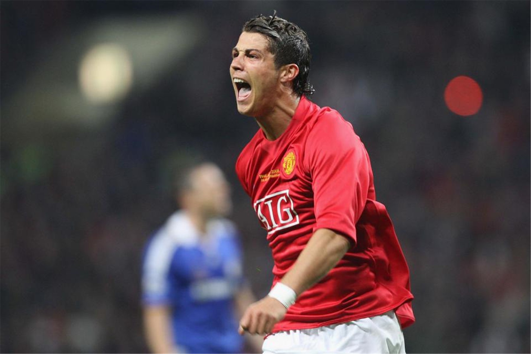 体坛巨星第一个月的薪水都买了啥？奥尼尔疯狂剁手C罗最感人