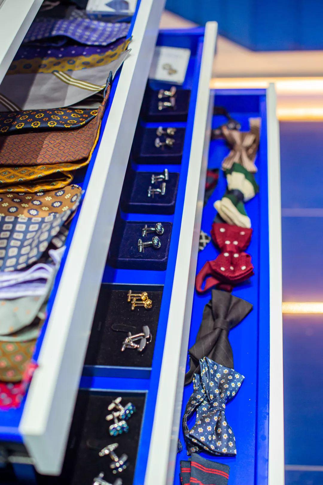 广州西装定制店推荐,珠江西服定制店