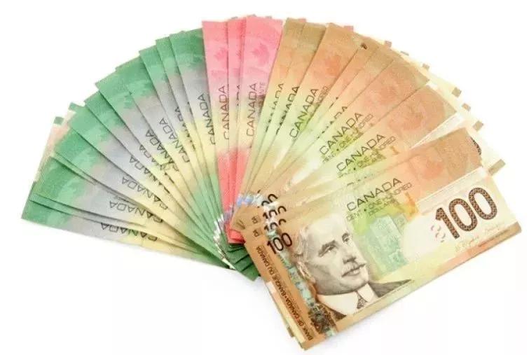 带钱过海关会被没收吗,过海关被带进小黑屋