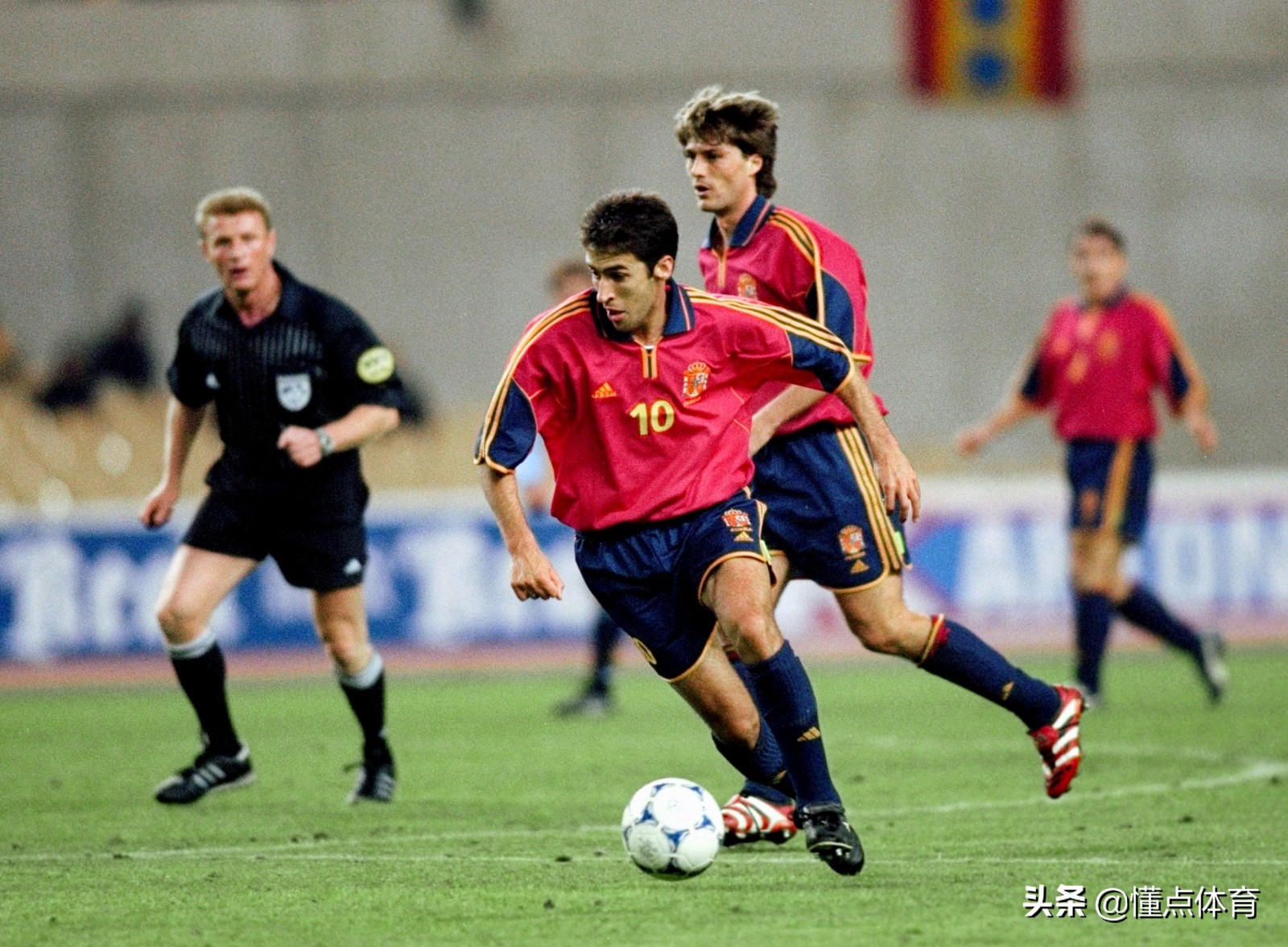 劳尔永远的伯纳乌王子,劳尔足球小将