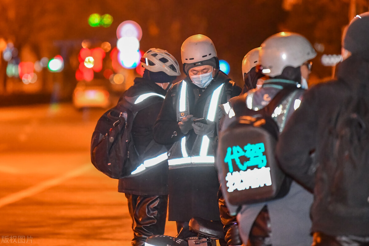 下班后可以赚钱的4个副业方法,适合上班族冷门赚钱副业有哪些