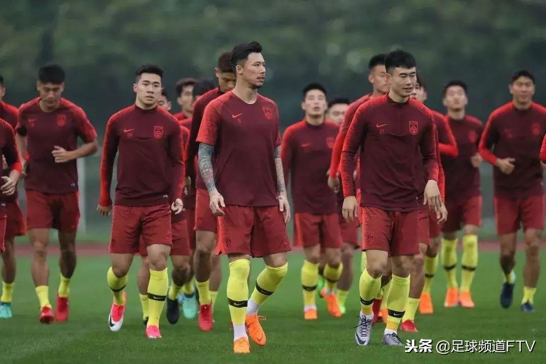 国足启程以谦逊态度备战亚洲杯,u20亚洲杯国足新星