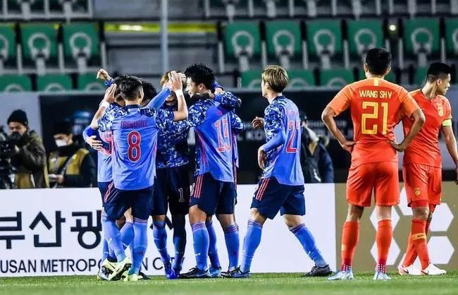 中国足球路在何方图片,中国足球路在何方专题