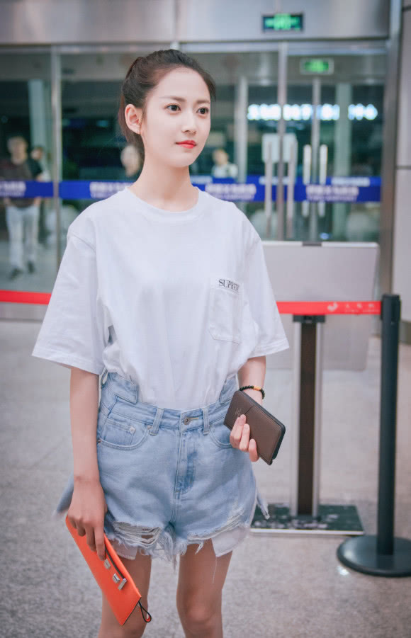 鍖″▉浠挎棫,鍖″▉浠垮搧