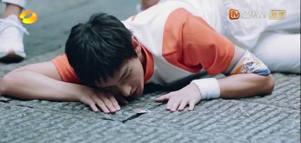 杨洋胡军最新视频,胡军杨洋对决视频