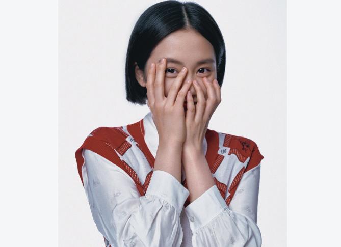 14岁黄多多独自出镜,黄多多14岁视频