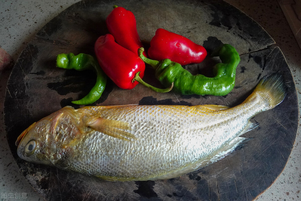 如何辨别海水鱼的公母,淡水鱼和海水鱼有什么区别