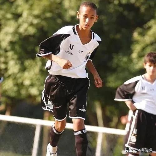 内马尔和梅西天赋对比,内马尔天赋高吗