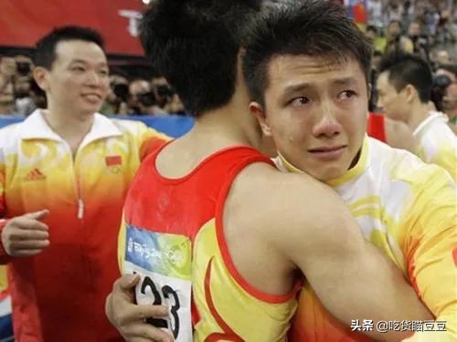 孙杨是怎么被禁赛八年的,游泳运动员孙杨终身禁赛了吗