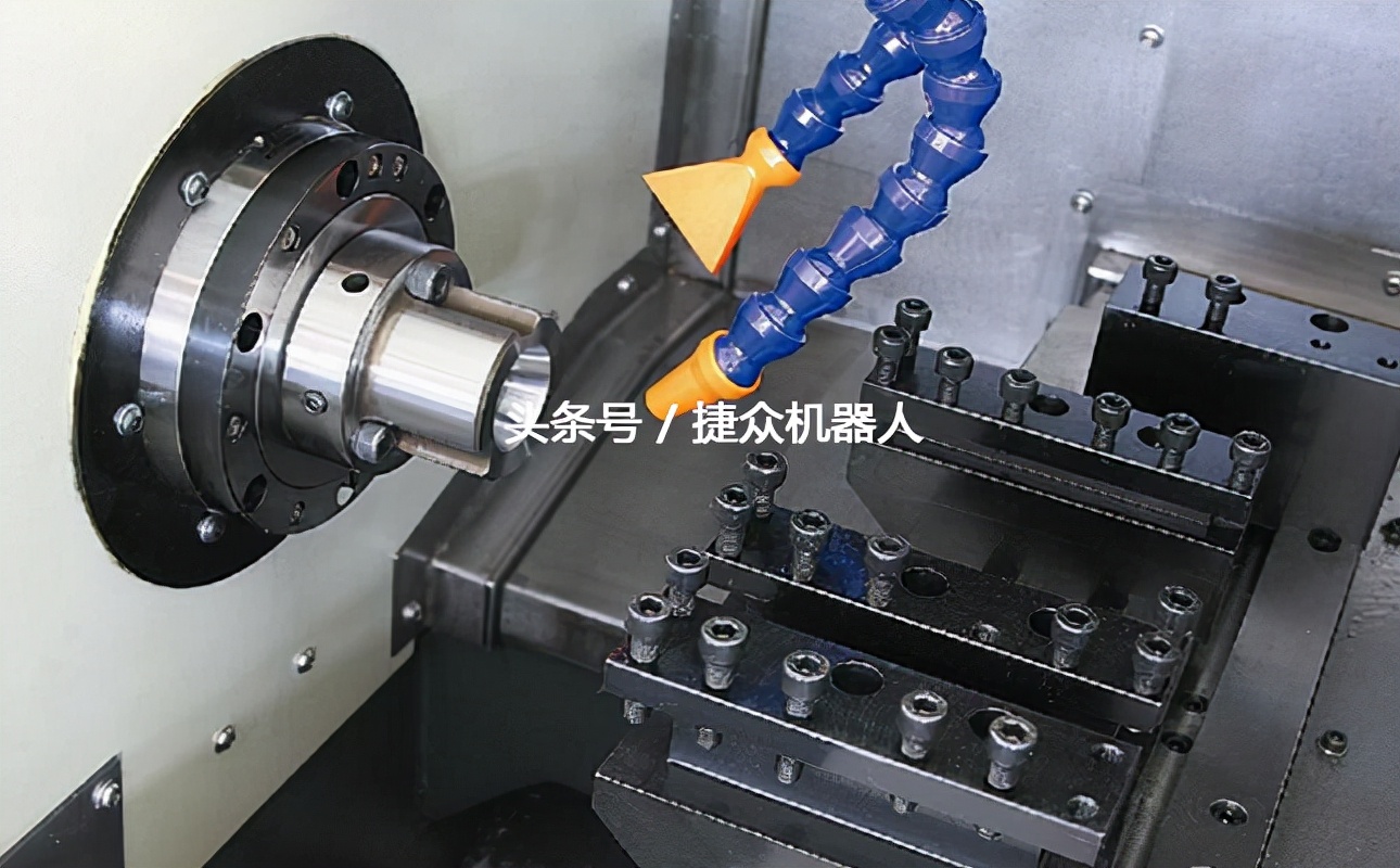 什么是数控车床排刀机,排刀数控车床做什么产品