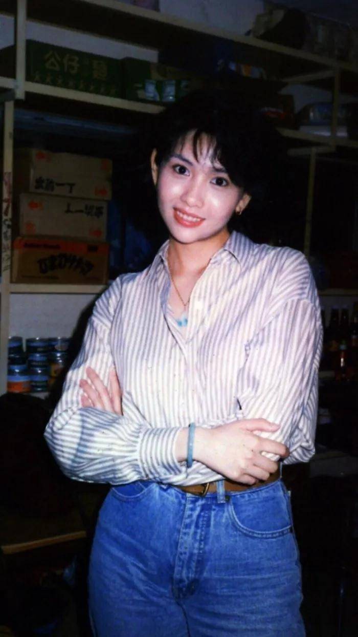 所谓的港风，无非就是这些元素，掌握这些人人都能成为港风女神