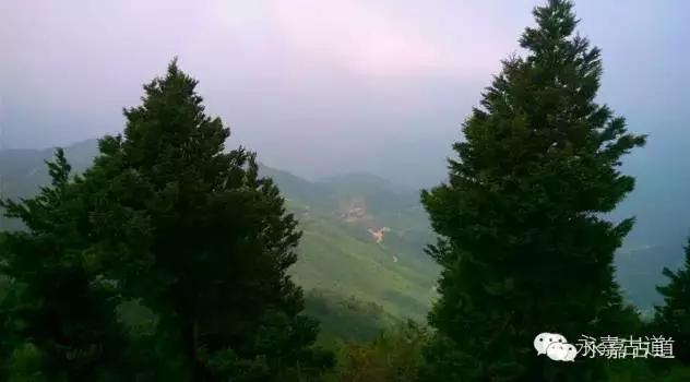 温州四海尖上观日出，初阳如血，美轮美奂，绝无仅有