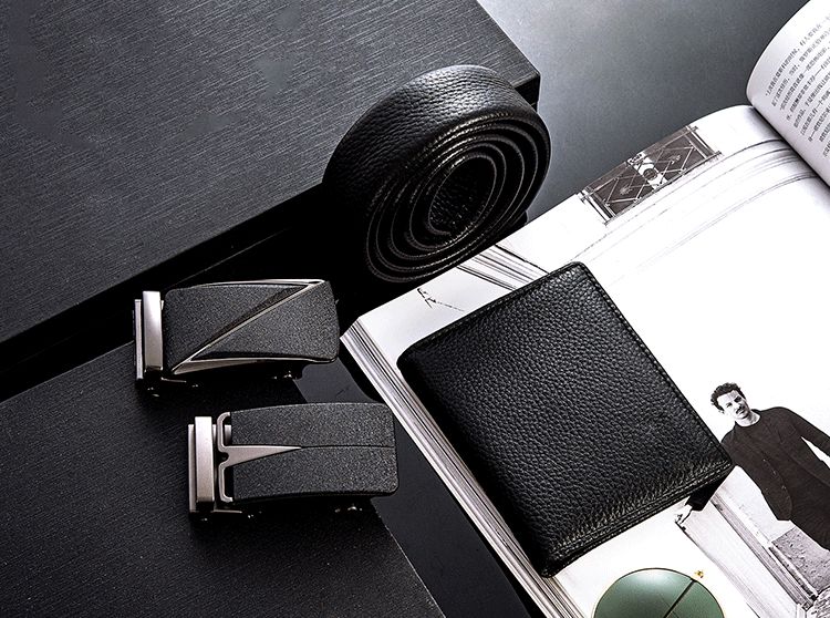 女人看包包男人看手表,女人看包包