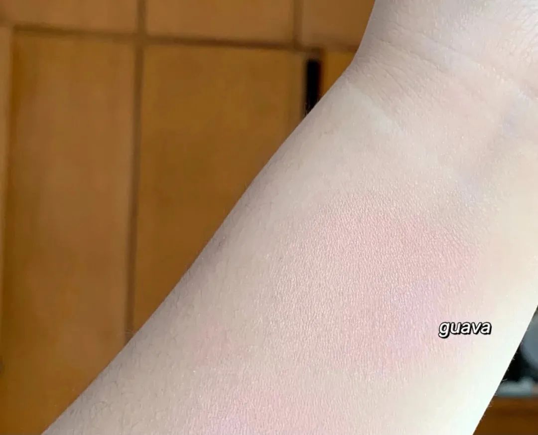 姐有钱，不买对的，只买贵的？