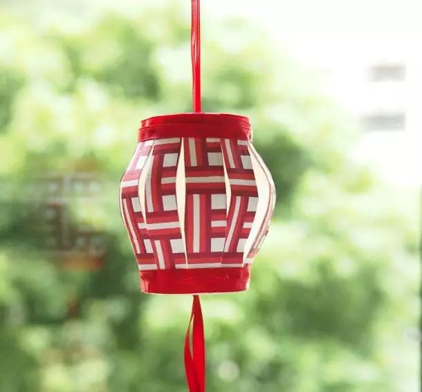 快过年啦！一起做些小灯笼迎接新年吧~