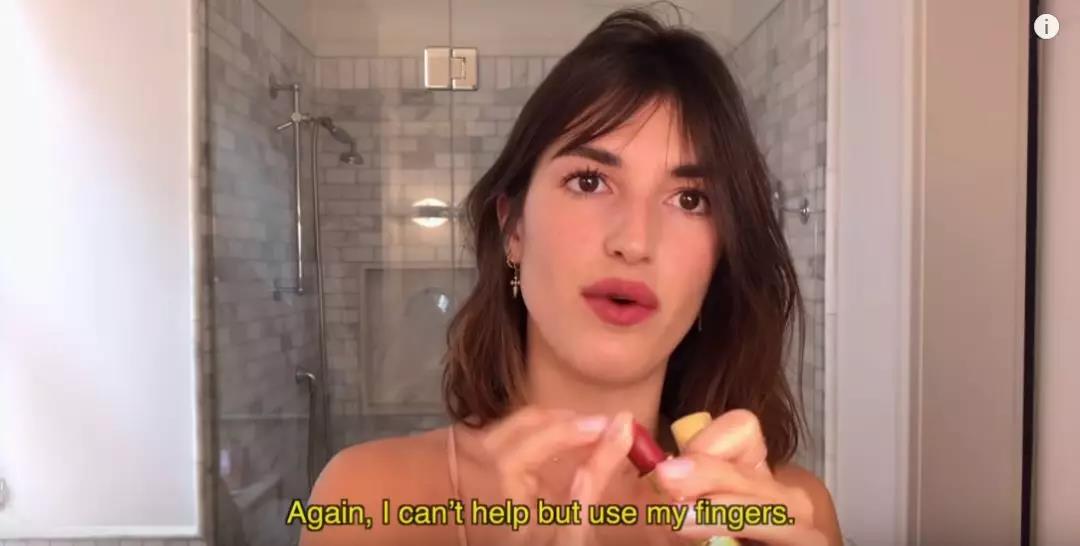 想要自然红唇选什么色号唇膏,秋冬推荐必备十款唇膏