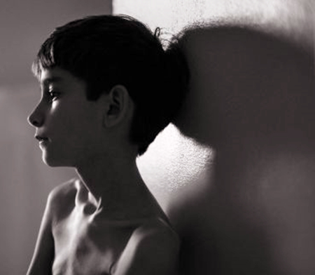 自闭症发育迟缓怎么解决,到底怎么区分自闭症和发育迟缓