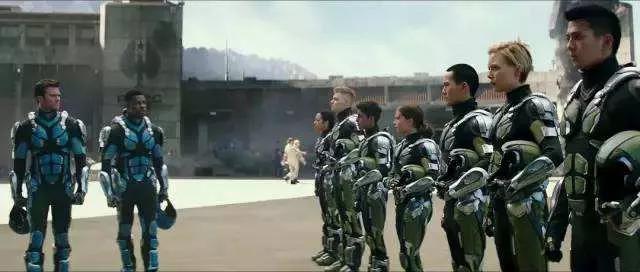 变形金刚环太平洋机甲大小对比,变形金刚所有机甲