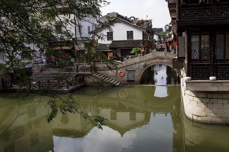 上海站到上海新国际博览中心地铁,上海地铁沿线景点排名