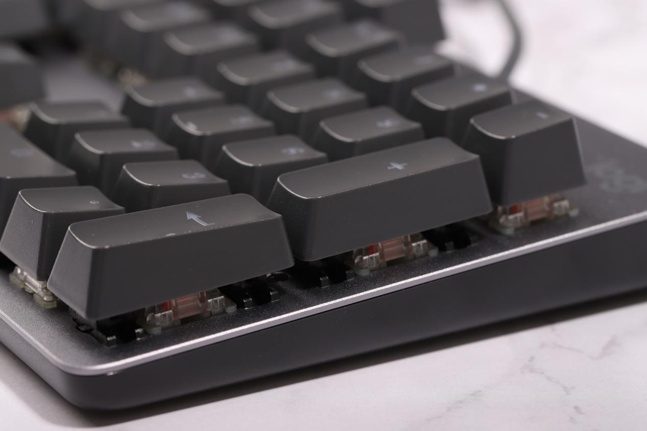 罗技机械键盘k845红轴断裂,罗技k845键盘青红茶轴cherry