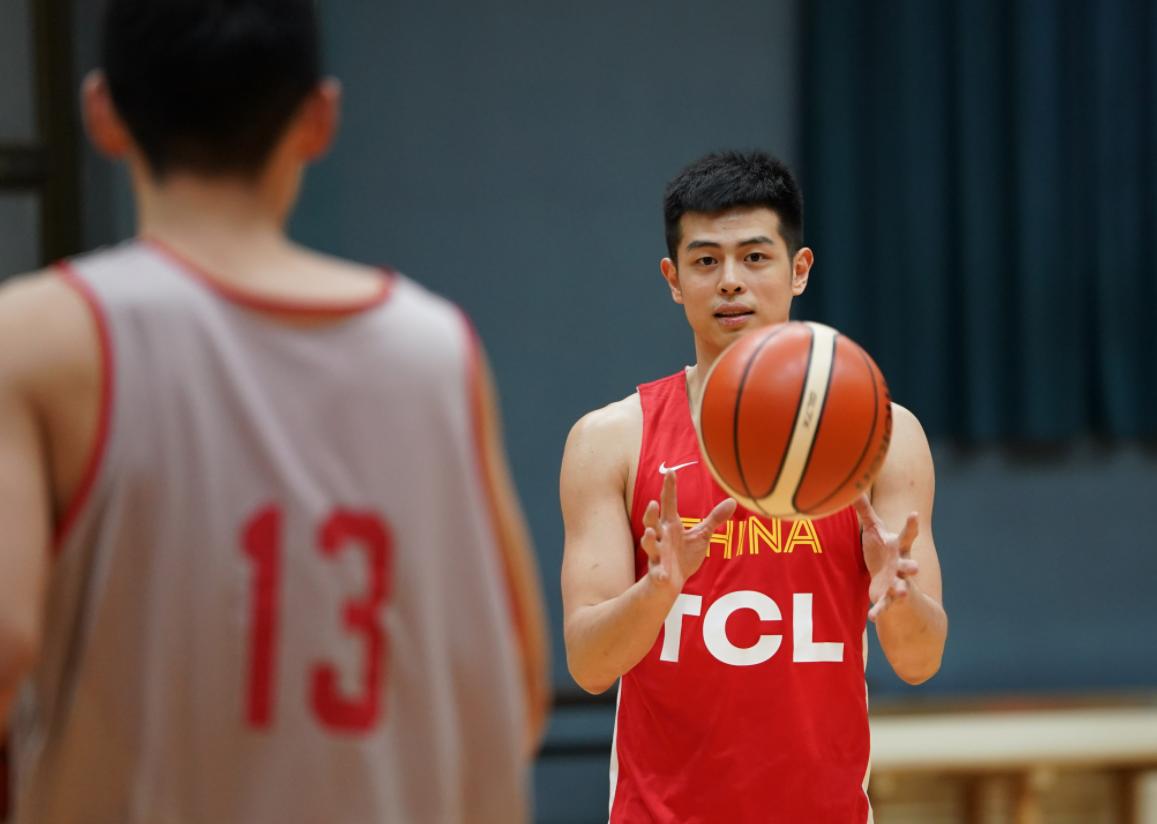 高二男生照片帅气真实的抖音,高二男生普通帅照片