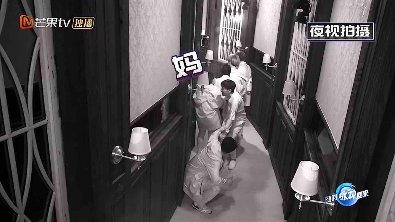 密室大逃脱不敢看,看密室大脱逃太害怕了