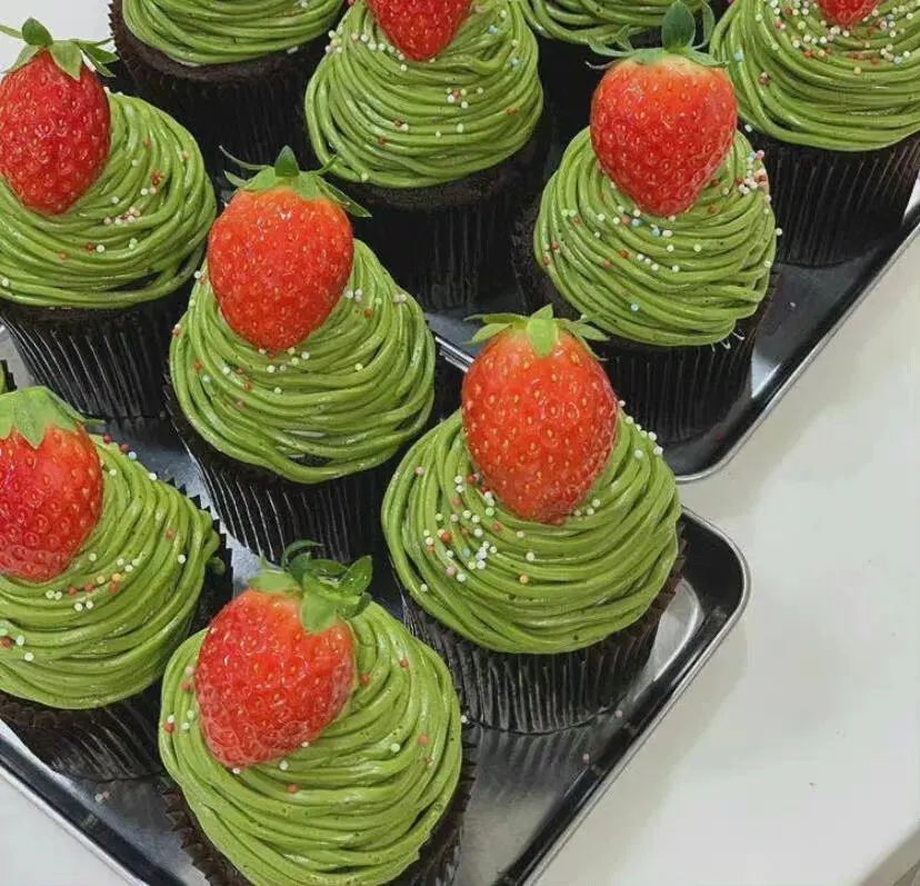 主角是白月光文，《白月光》《穿成短命白月光后，和反派HE了》