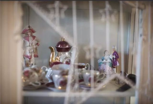 全球首家失忆小镇，所有居民都忘了自己是谁、来自哪里….