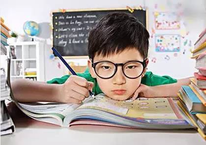 孩子初一7门课考了300多分,七年级总分考300多分有救吗