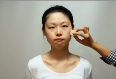 bb霜怎么使用效果最好视频教程,凝时裸妆无瑕bb霜怎么用