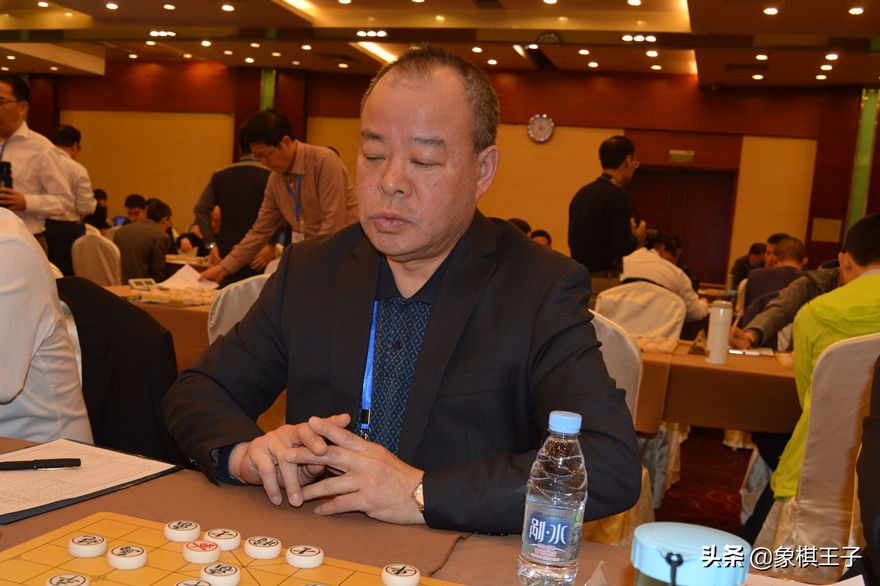 郑惟桐象甲22连胜,象甲15轮郑惟桐