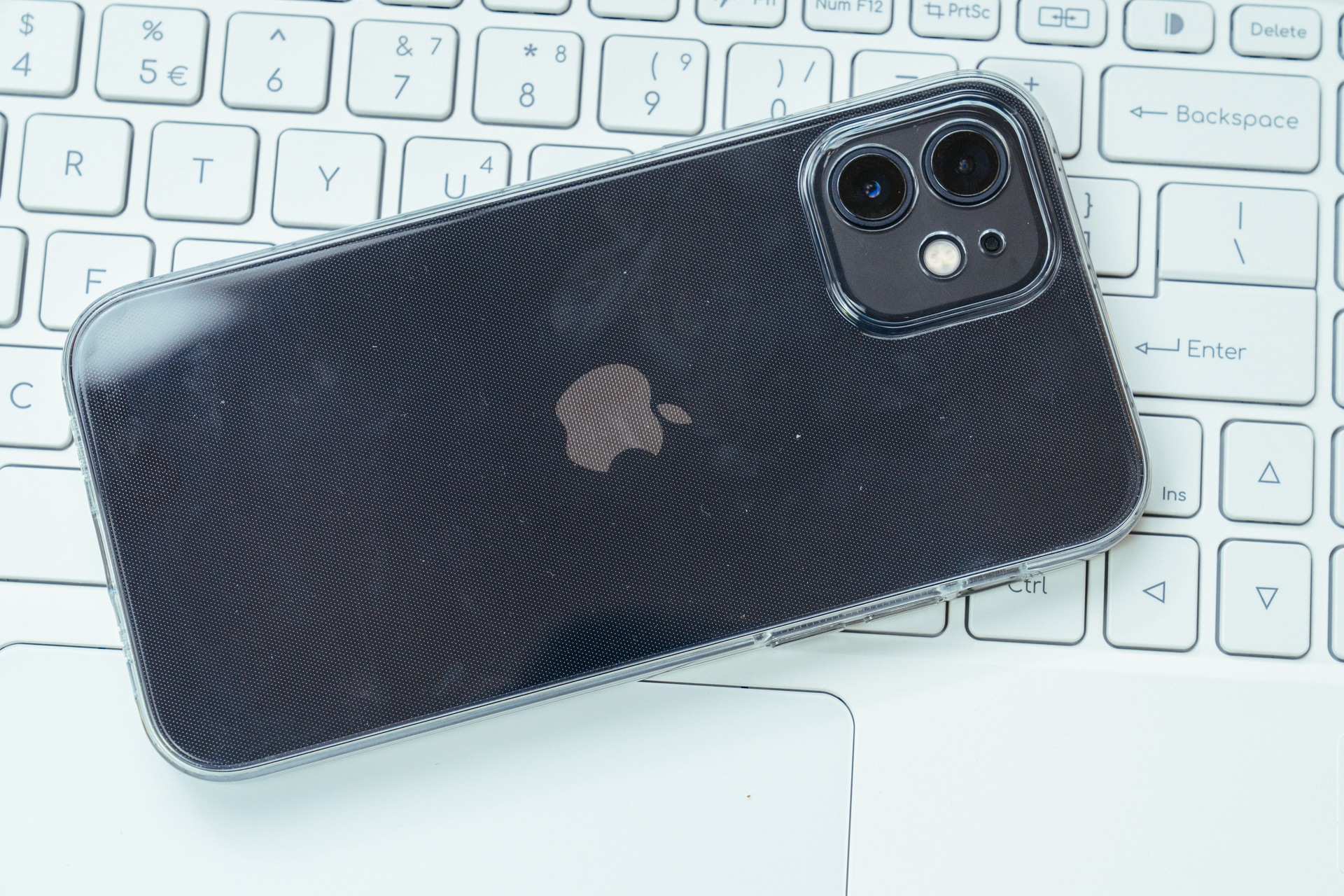 iphone12pro原装透明保护壳测试,iphone12无镜头保护手机壳