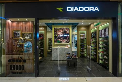 罗伯特巴乔球鞋,94年巴乔球鞋