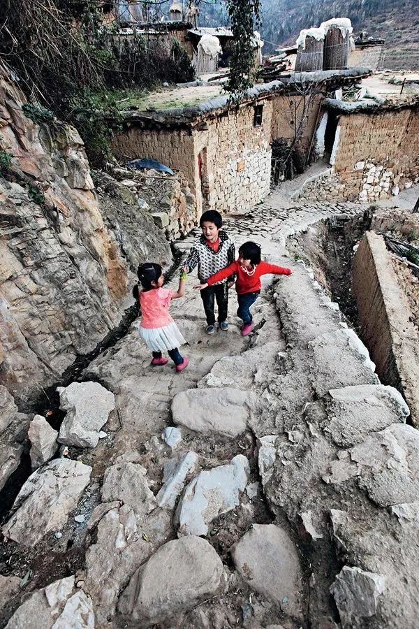 彝族土掌房建筑模型,彝族土掌房特点和功能