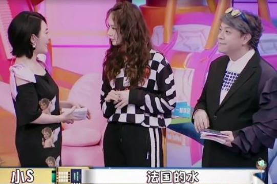 戚薇给宝宝冲奶粉的水是什么牌子,戚薇给孩子冲奶的水
