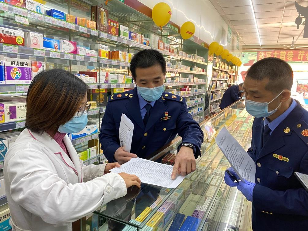 药店卖药常见的违规行为,无证卖药违法吗