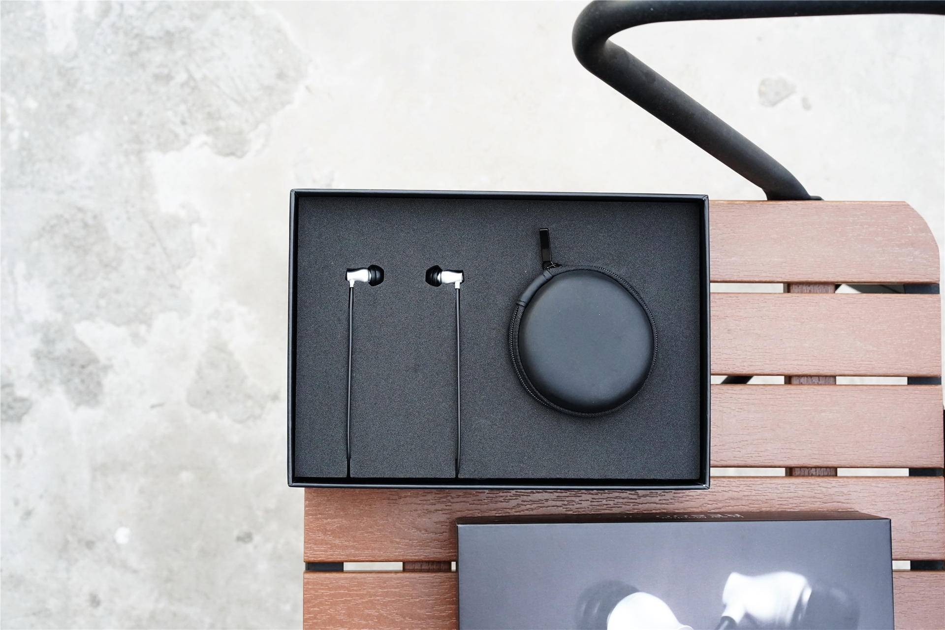 re800耳机金版与银版区别,re800耳塞评测