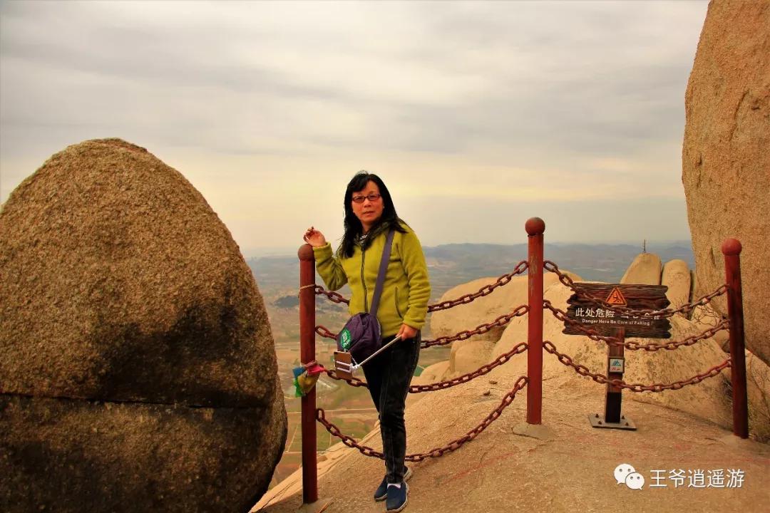 邹城峄山石头怎么形成的,峄山的石头是怎么形成