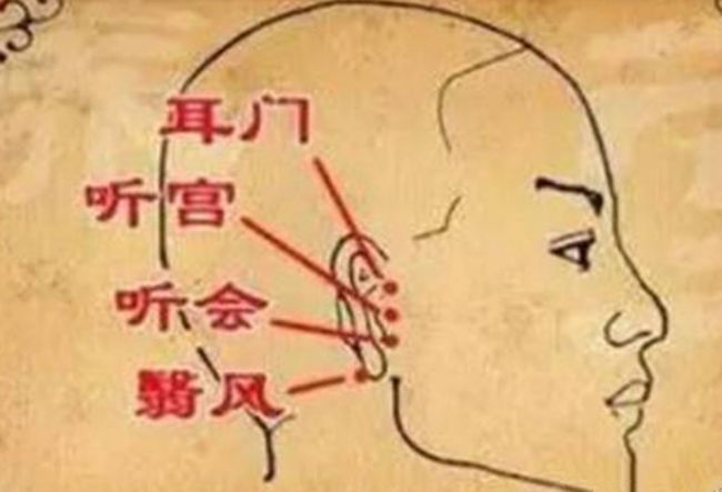 为什么耳朵一使劲就咯吱咯吱响,为什么耳朵一使劲会有隆隆的声音