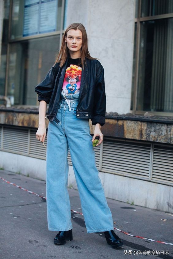 复古蓝高腰牛仔阔腿裤搭配,巨显瘦牛仔阔腿裤