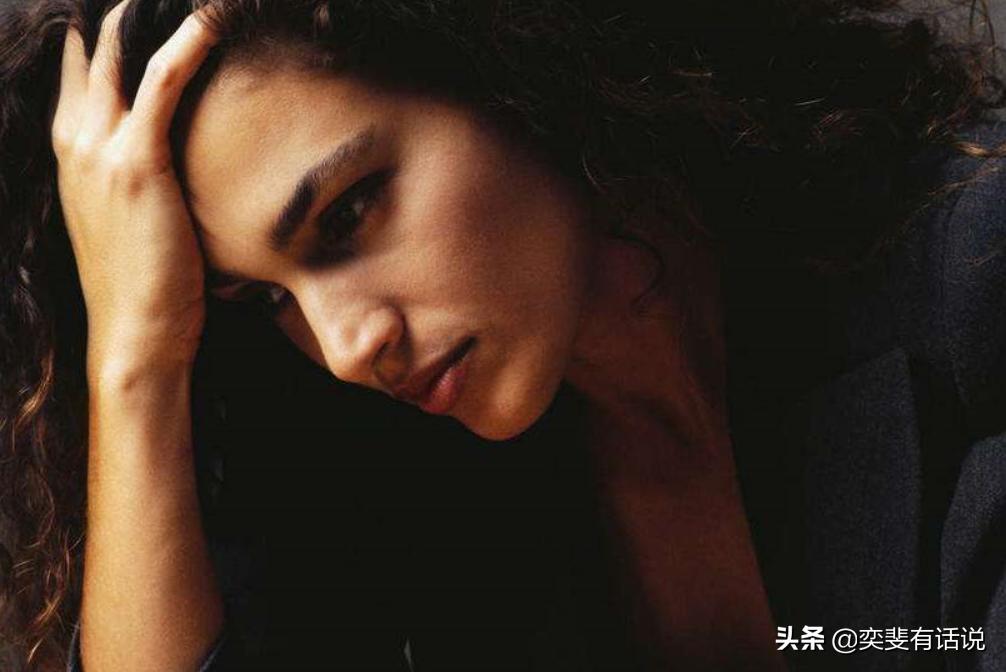 想进入性关系，女性说“不”，男性应该怎么做？