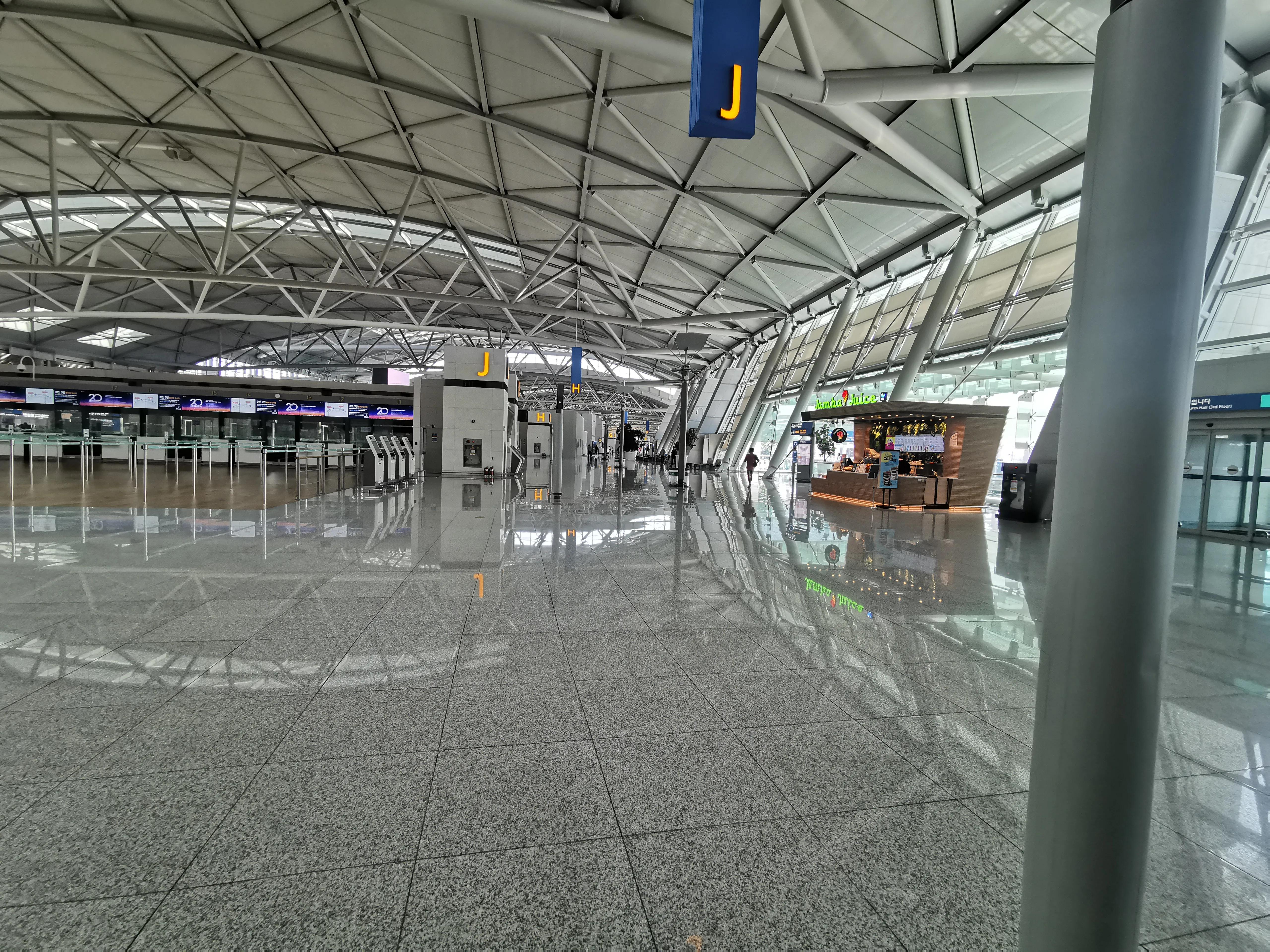 回国隔离时间7天,回国人员集中隔离后怎么回家