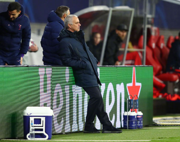 德国4比0夺冠,4比2逆转德国赛后