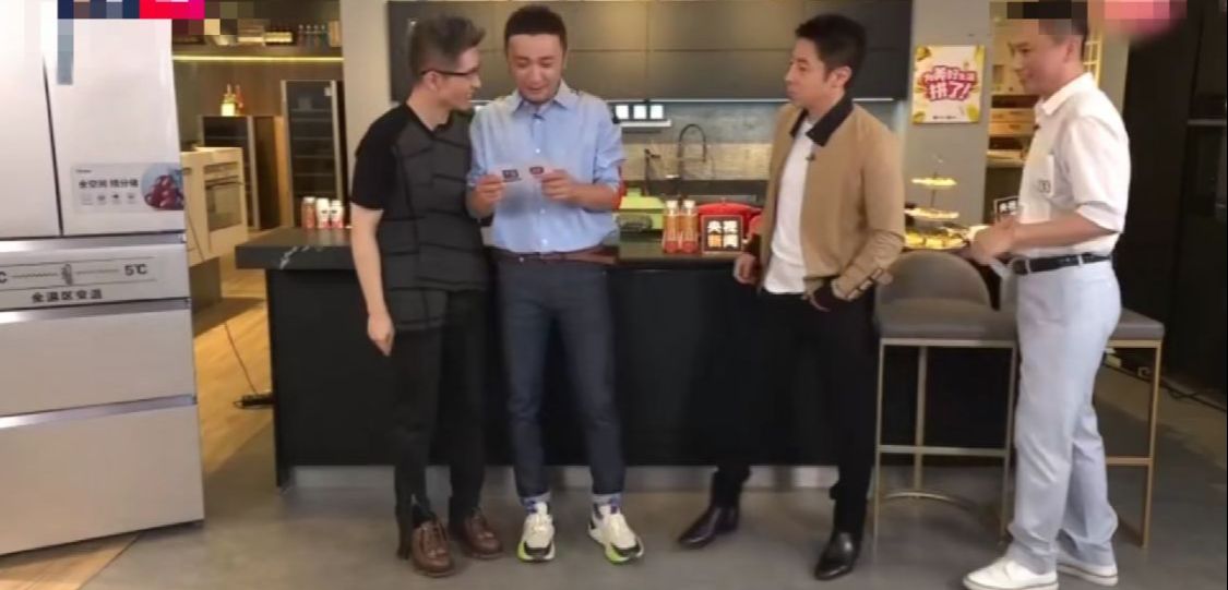 主持人大赛撒贝宁怼尼格买提裤子,央视boys尼格买提