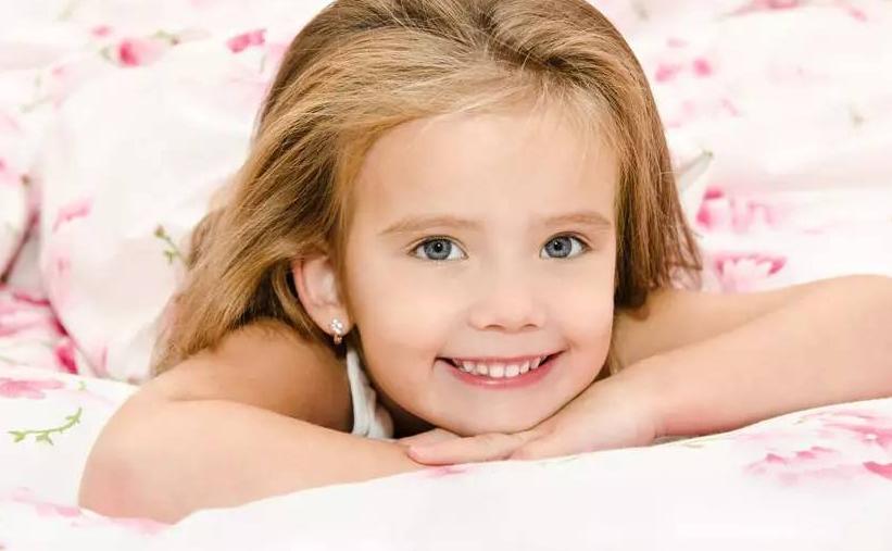 头发干枯毛躁怎么保养缺啥维生素,头发发黄什么原因该补什么维生素