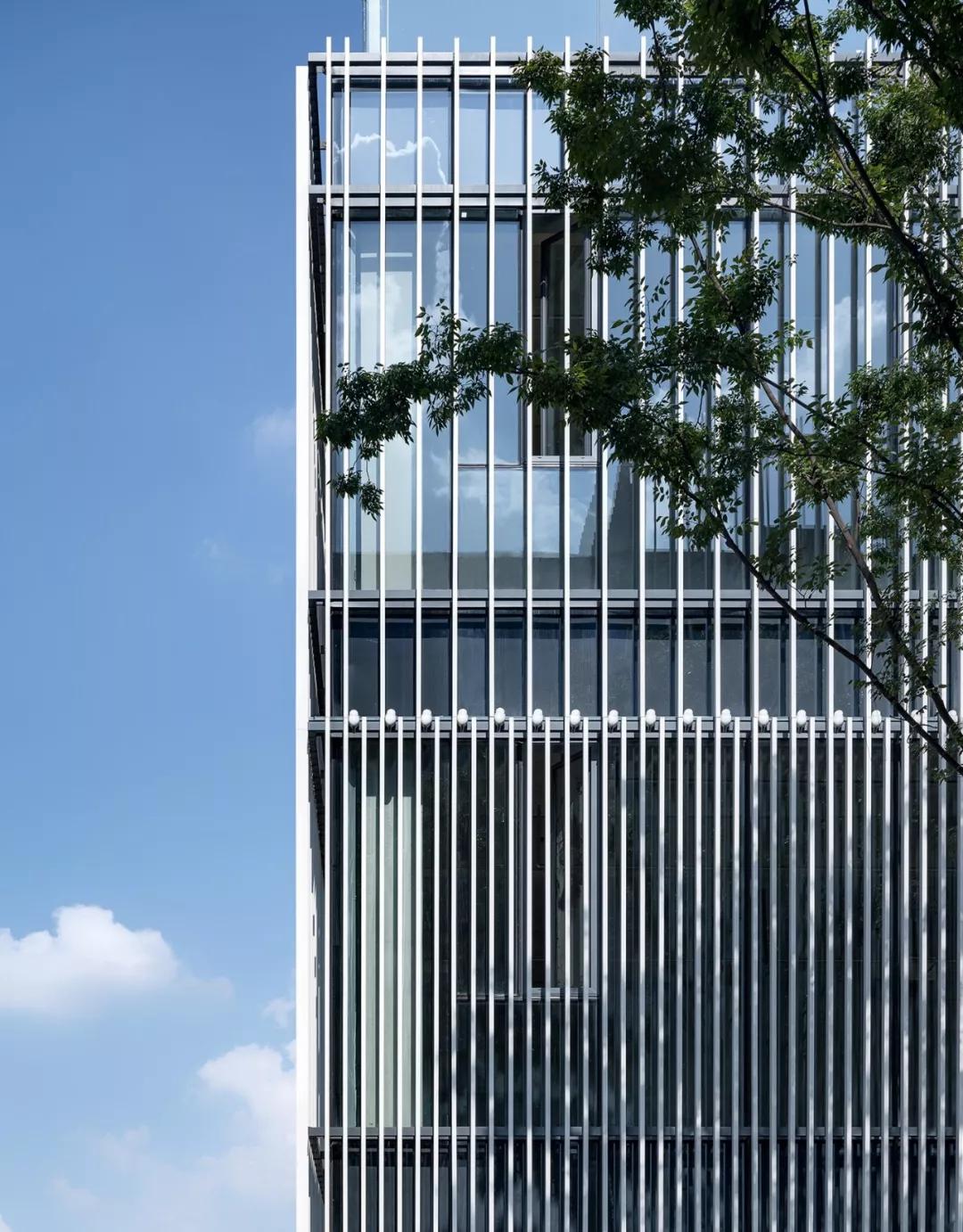 商业街与独栋商业的结合——立方长廊|CLOUArchitects